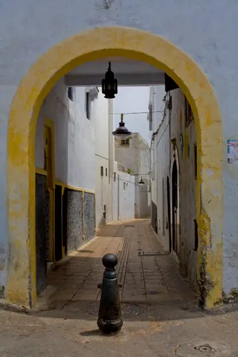 Alley Way and Post - IMG_1164.jpg